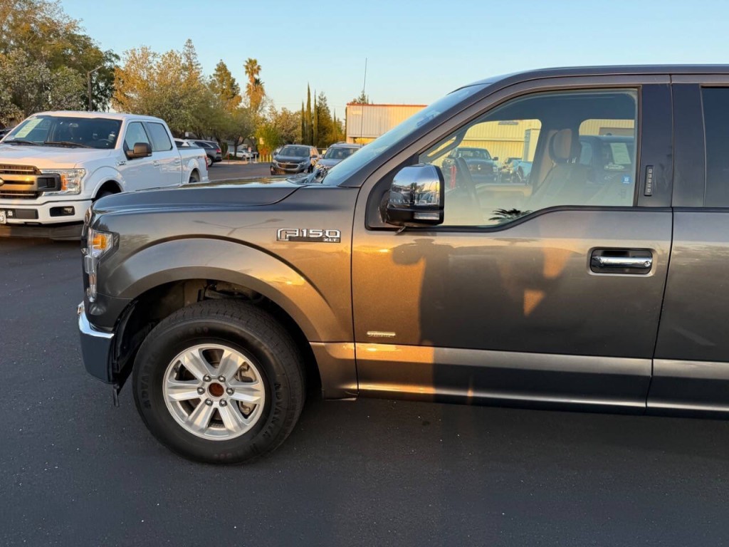 2017 Ford F-150 Image 11