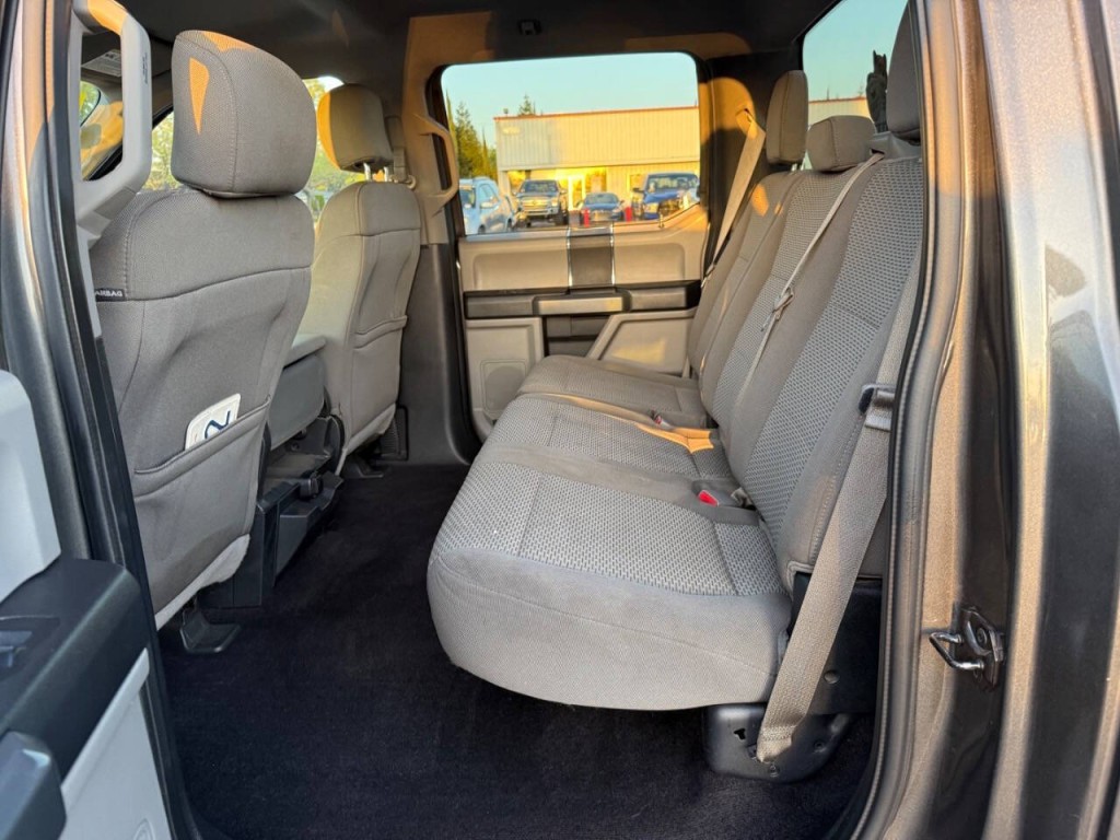 2017 Ford F-150 Image 25