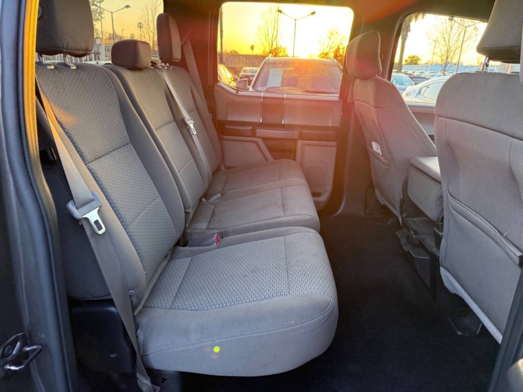 2017 Ford F-150 Image 31