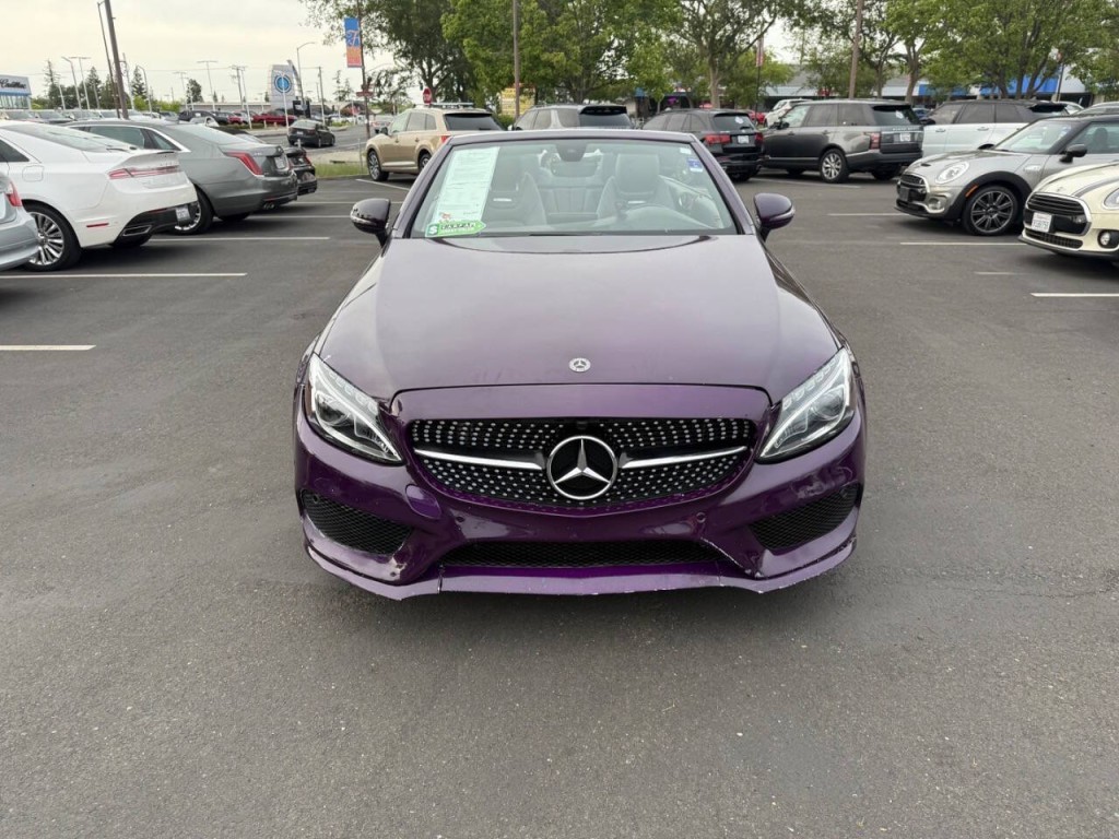 2018 Mercedes-Benz C-Class Image 2