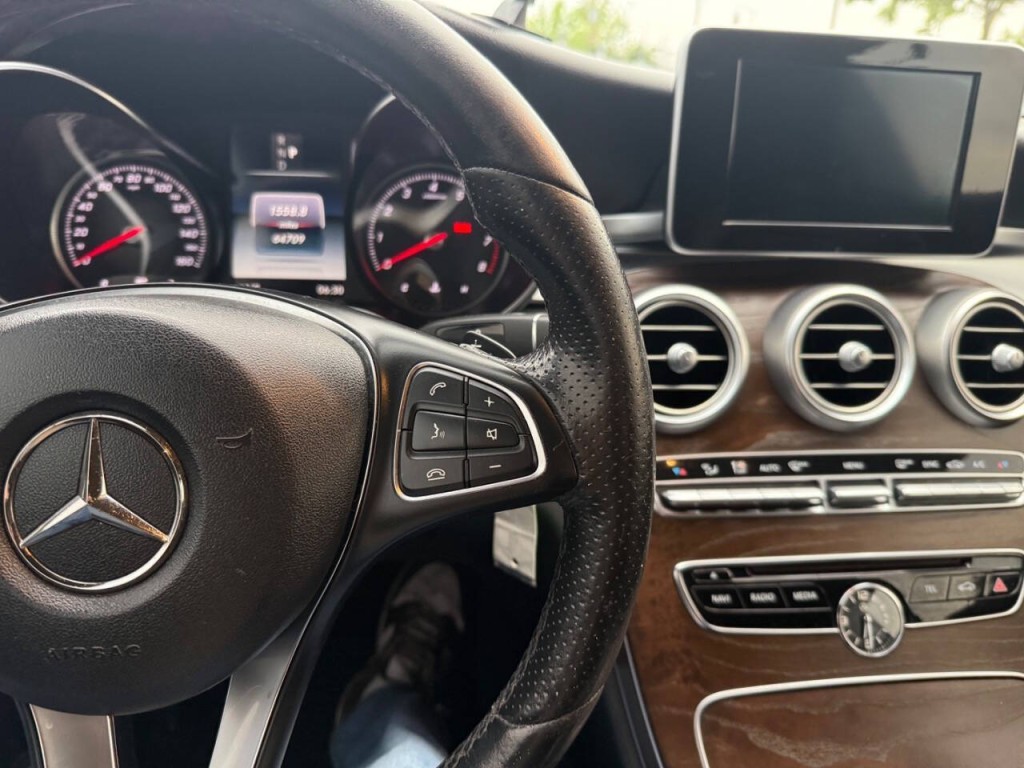 2018 Mercedes-Benz C-Class Image 11
