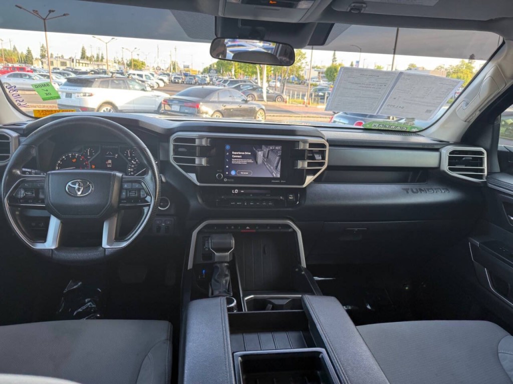 2023 Toyota Tundra Image 13