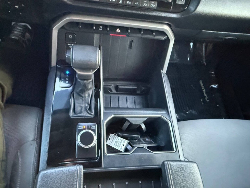 2023 Toyota Tundra Image 21