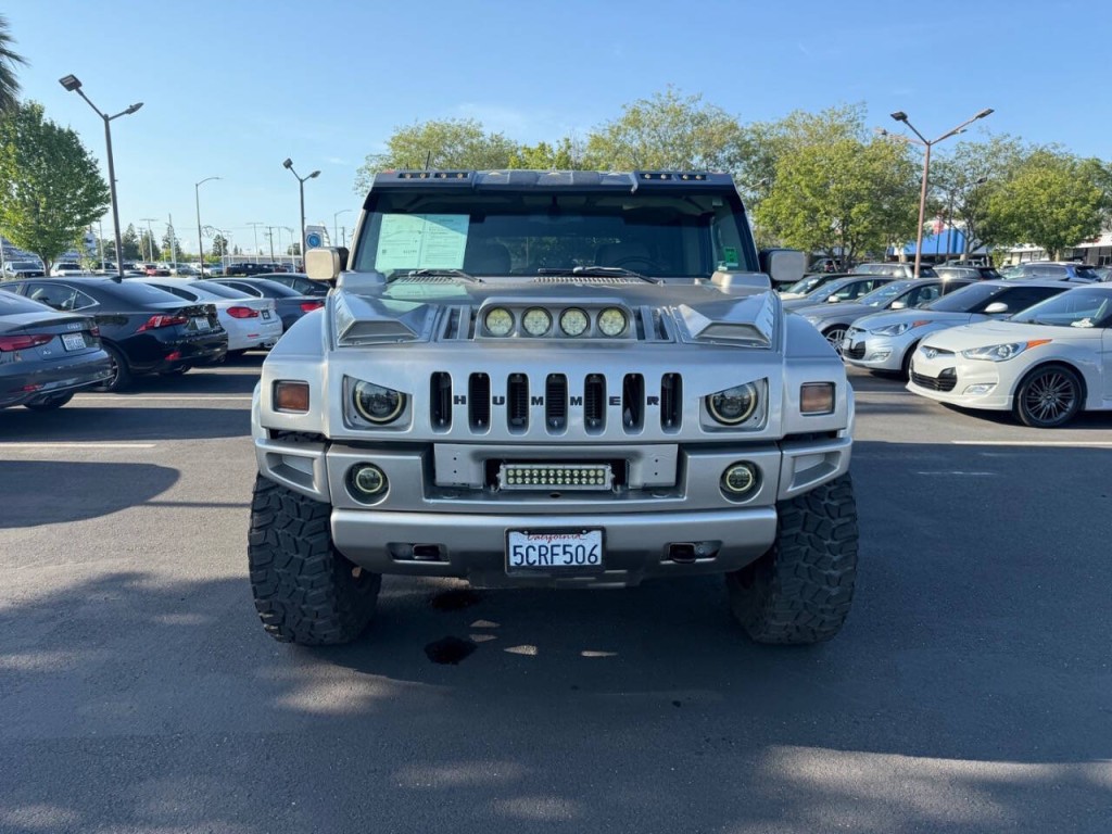 2003 HUMMER H2 Image 2