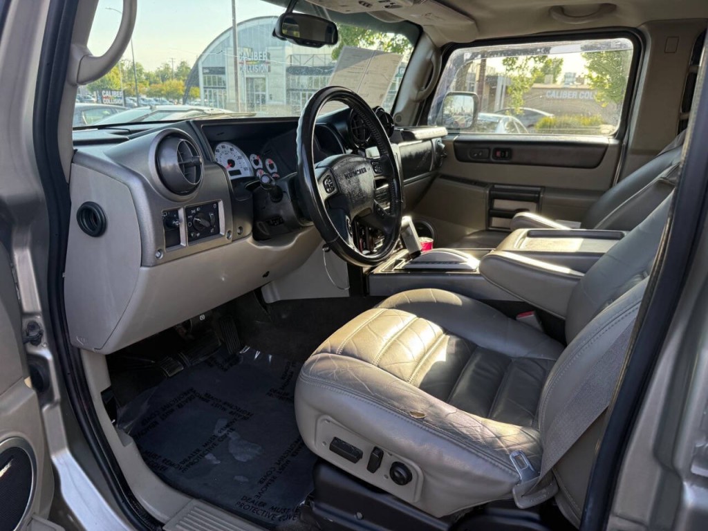 2003 HUMMER H2 Image 10
