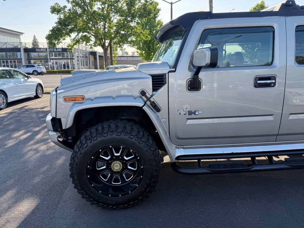 2003 HUMMER H2 Image 39