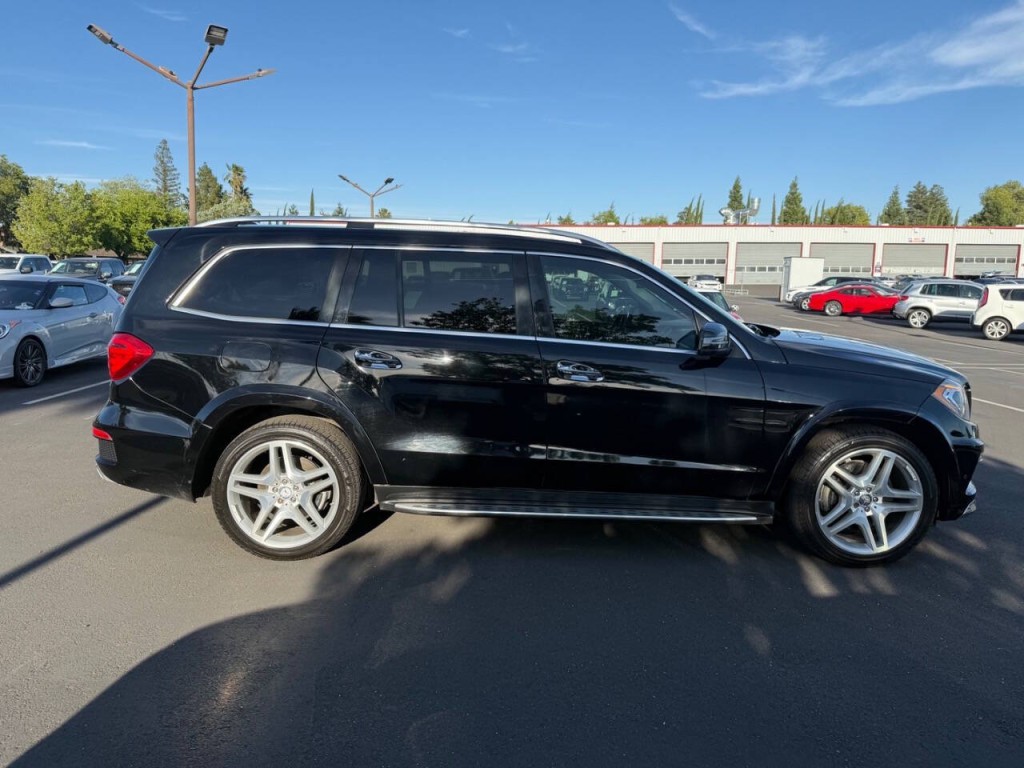 2015 Mercedes-Benz GL-Class Image 4