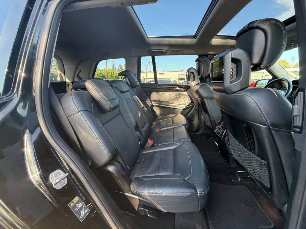 2015 Mercedes-Benz GL-Class Image 20