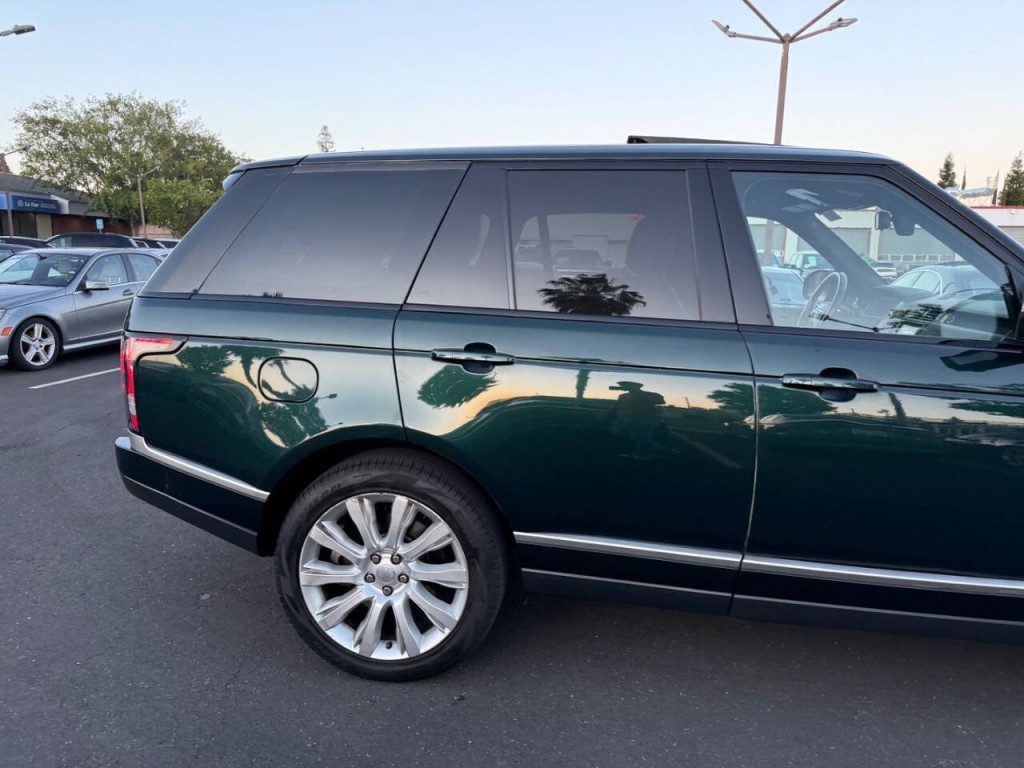 2014 Land Rover Range Rover Image 37