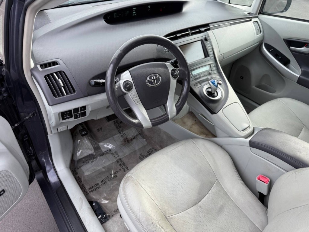 2010 Toyota Prius Image 9