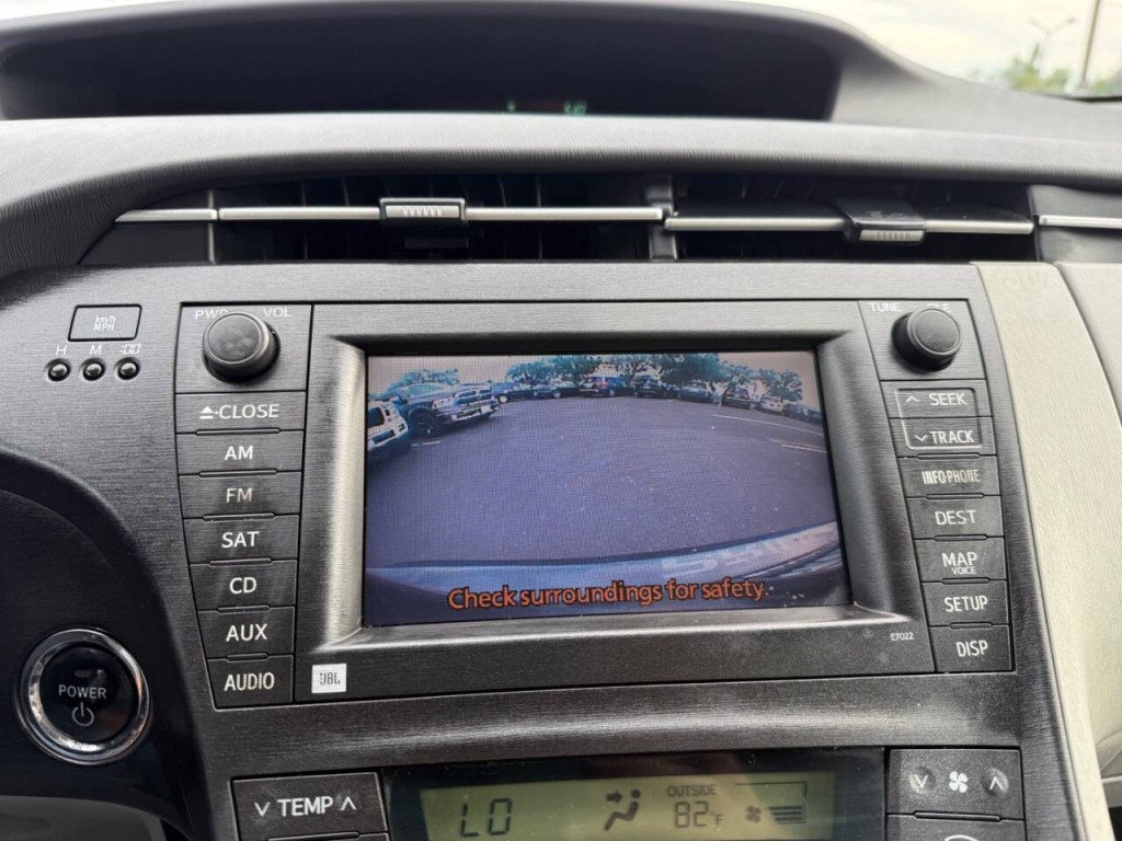 2010 Toyota Prius Image 23