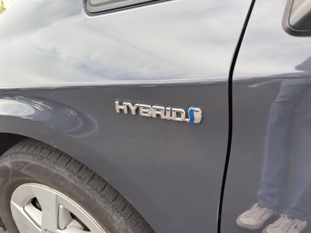 2010 Toyota Prius Image 31