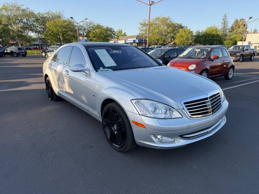 2007 Mercedes-Benz S-Class Image 3