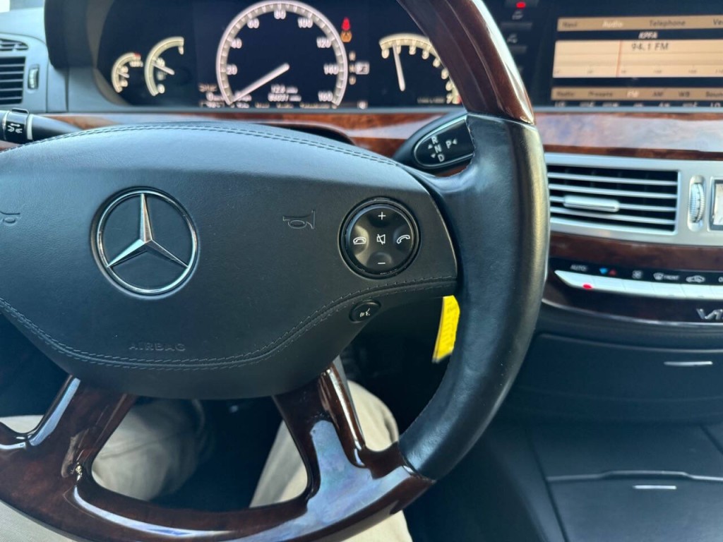 2007 Mercedes-Benz S-Class Image 11