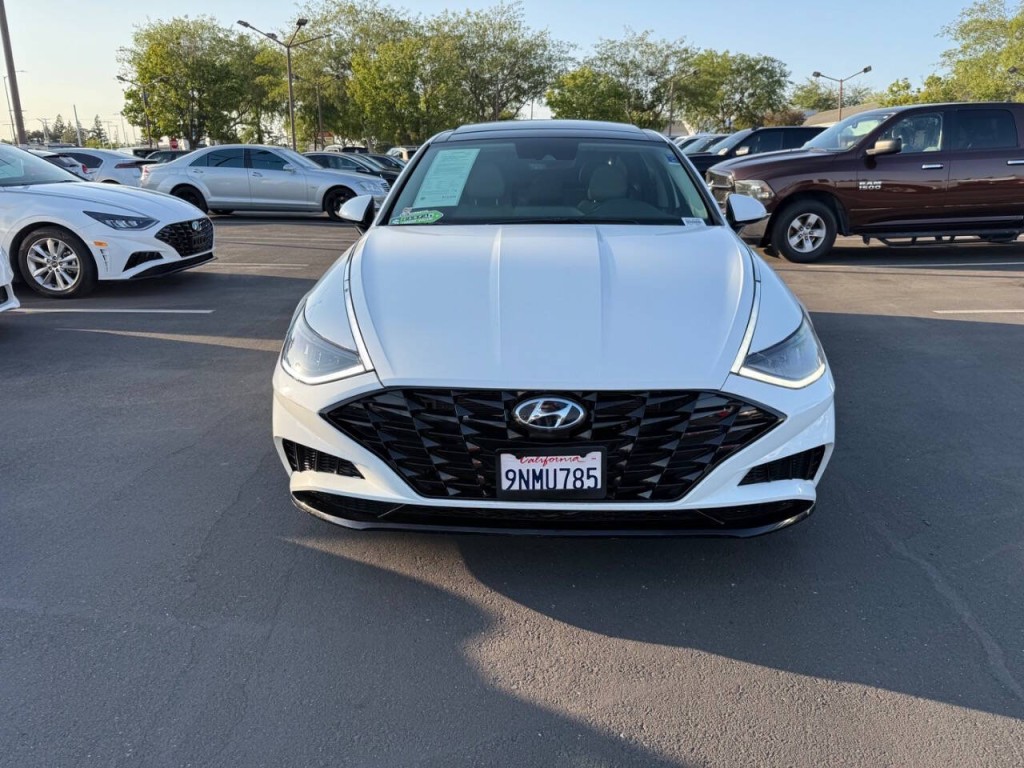 2020 Hyundai Sonata Image 2
