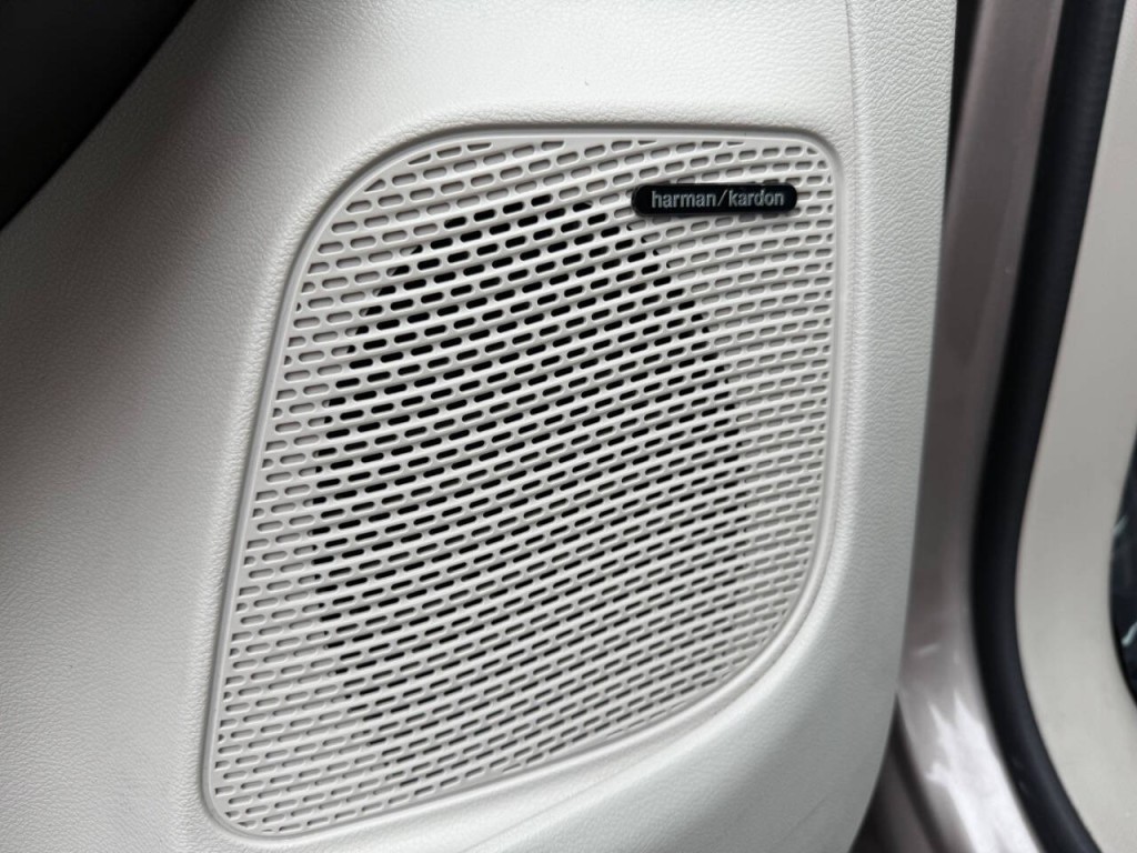 2017 Chrysler Pacifica Image 29