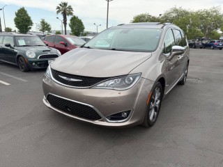 Image for 2017 Chrysler Pacifica Limited ID: 6593048