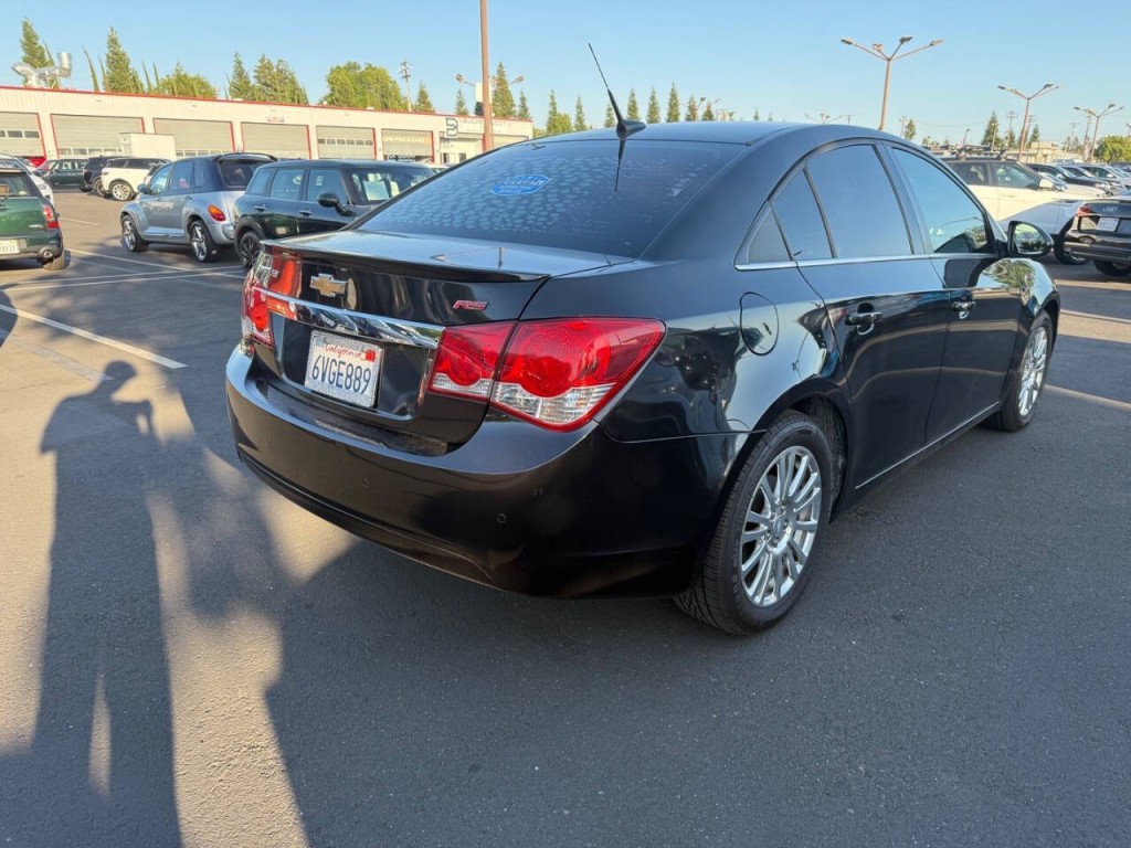 2012 Chevrolet Cruze Image 5