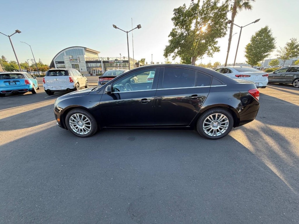 2012 Chevrolet Cruze Image 8