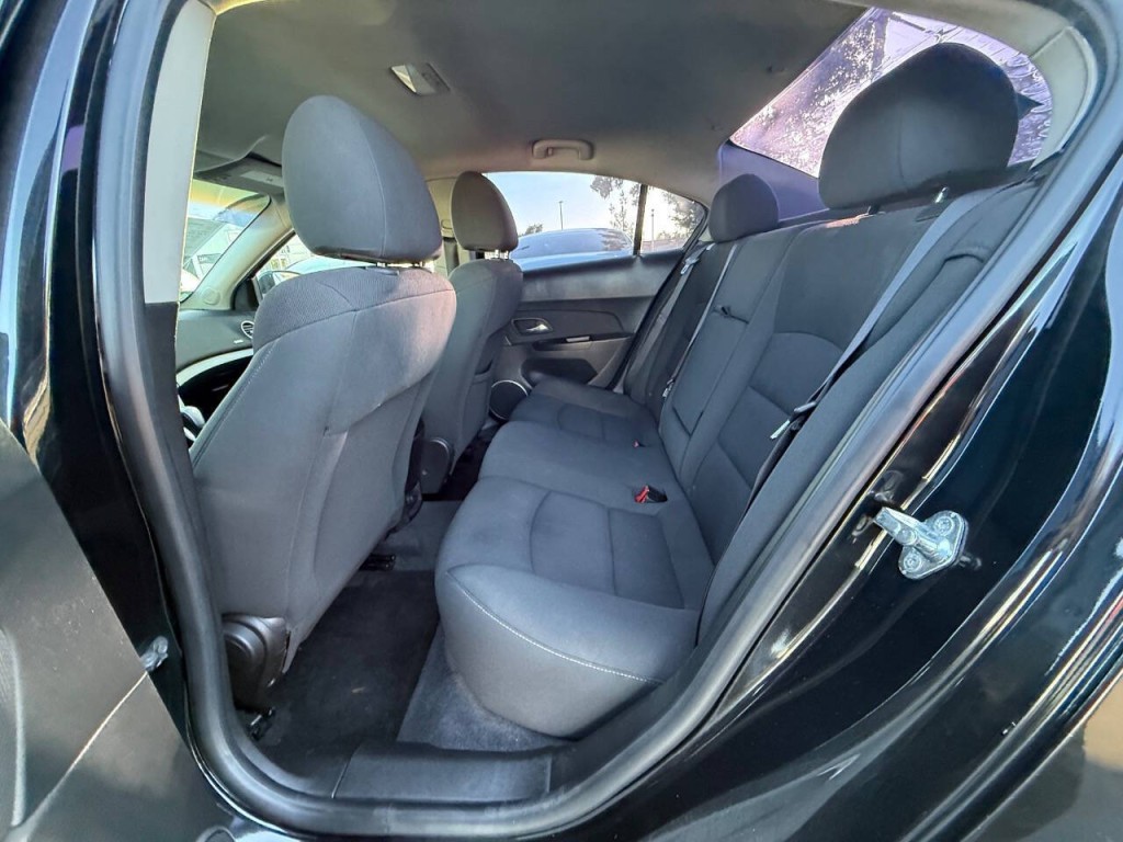 2012 Chevrolet Cruze Image 22