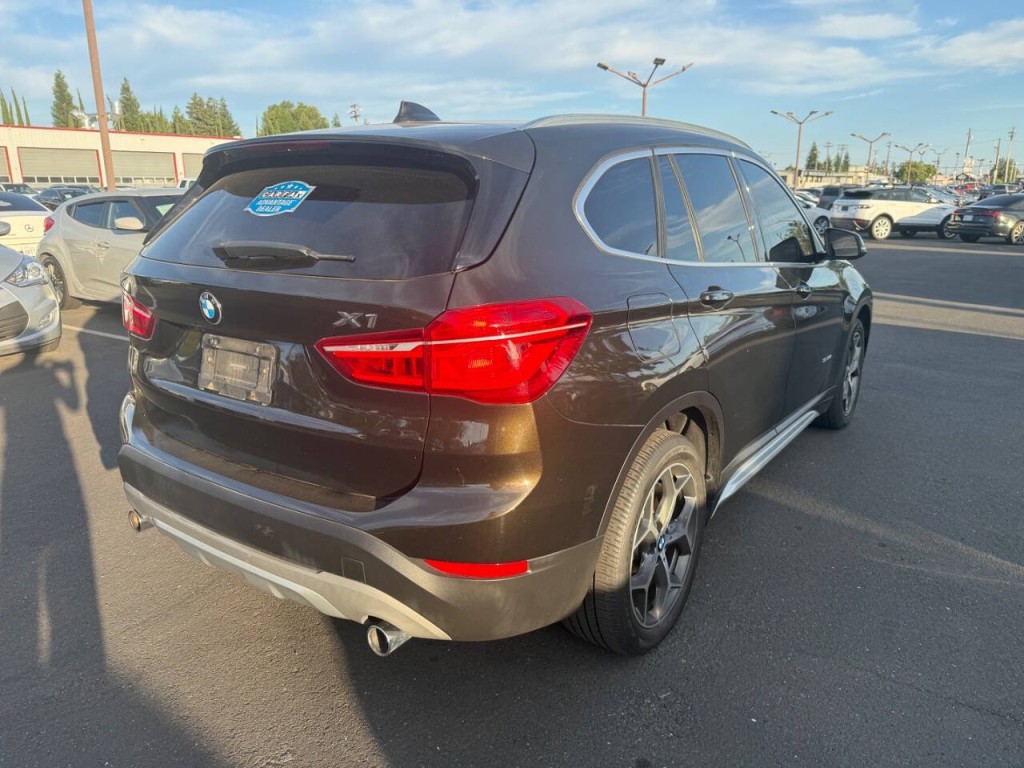 2017 BMW X1 Image 5