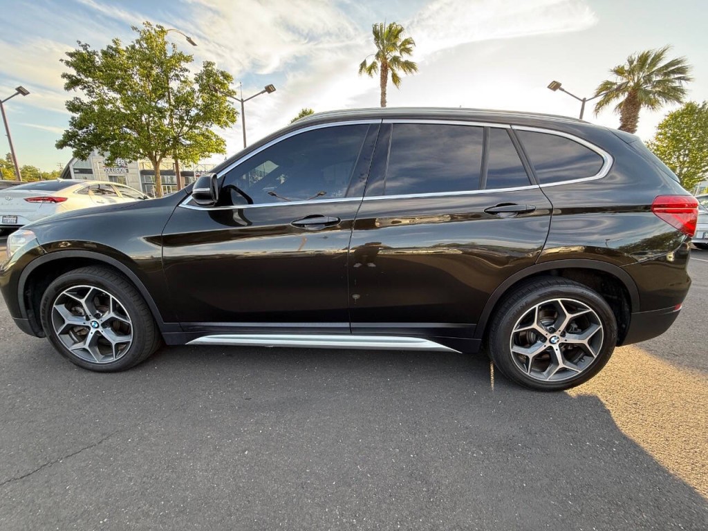 2017 BMW X1 Image 8