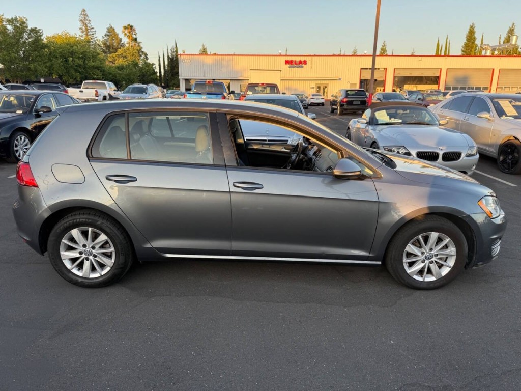 2015 Volkswagen Golf Image 4