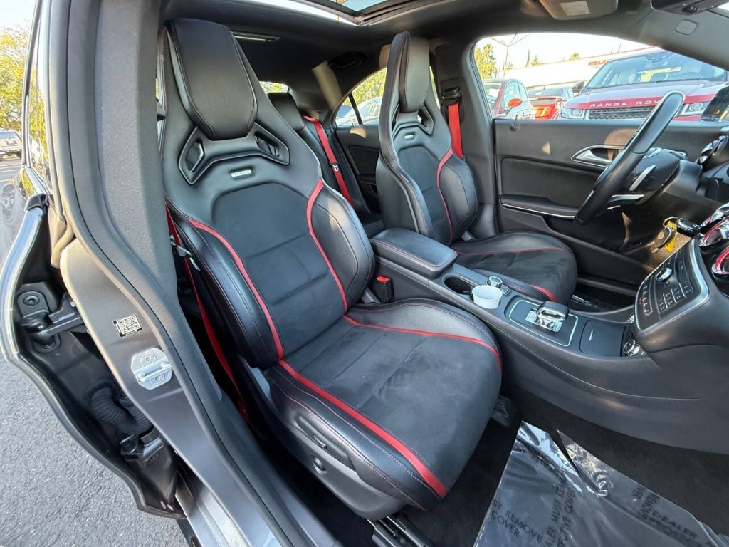 2015 Mercedes-Benz CLA-Class Image 9