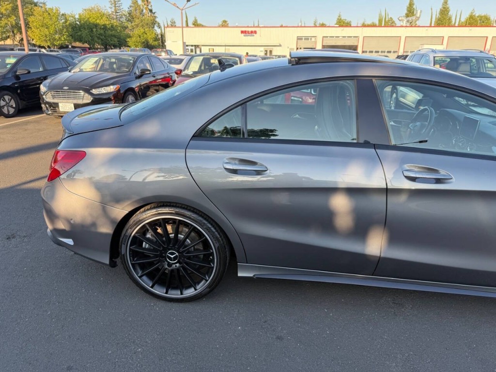 2015 Mercedes-Benz CLA-Class Image 39