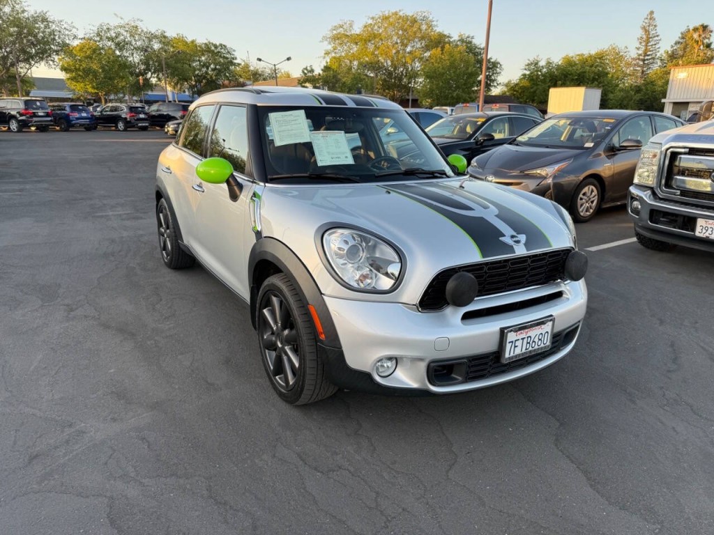 2014 MINI Countryman Image 3