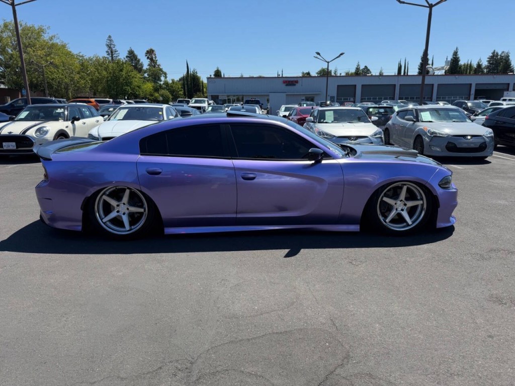 2020 Dodge Charger Image 4