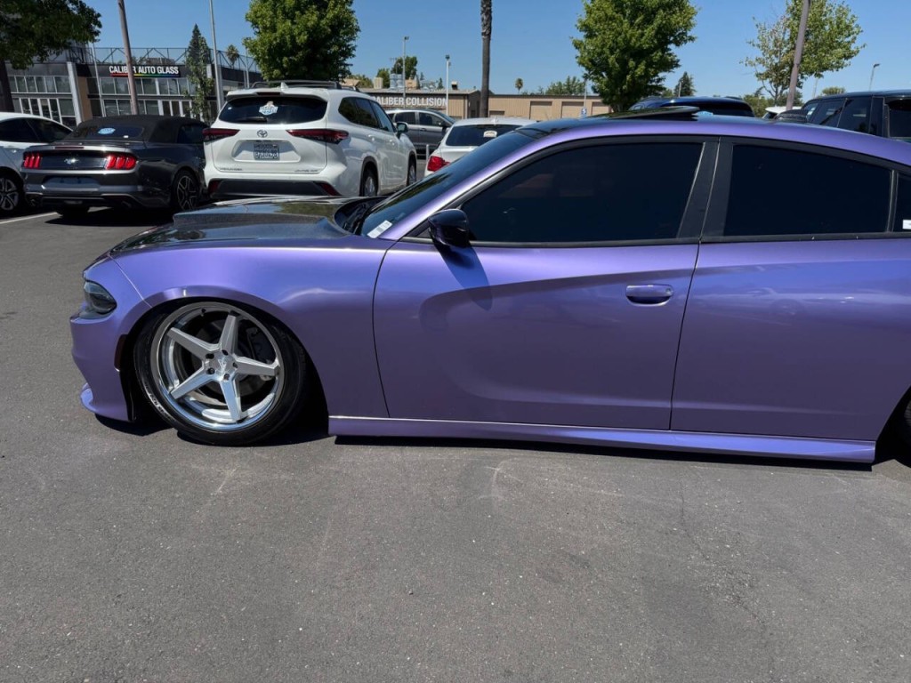 2020 Dodge Charger Image 31
