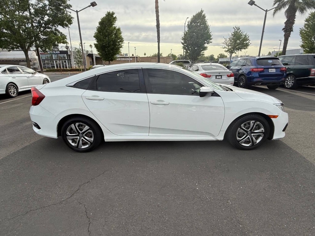 2018 Honda Civic Image 4