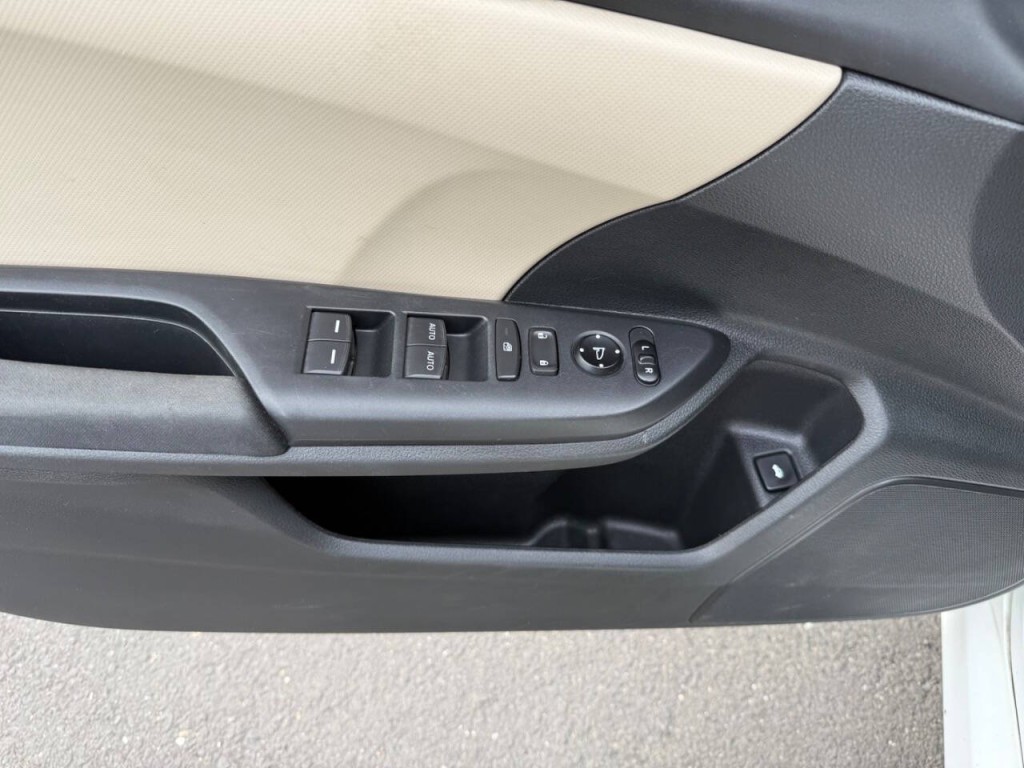 2018 Honda Civic Image 17