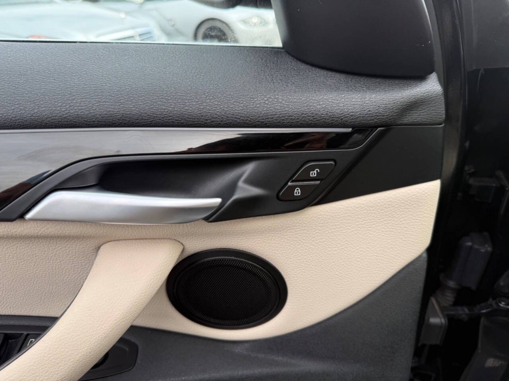 2020 BMW X1 Image 26