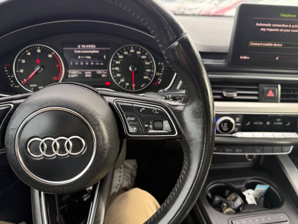 2017 Audi A4 Image 12