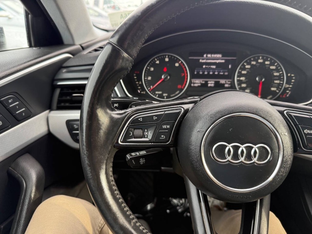2017 Audi A4 Image 13
