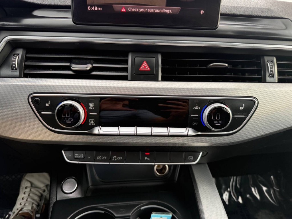2017 Audi A4 Image 15