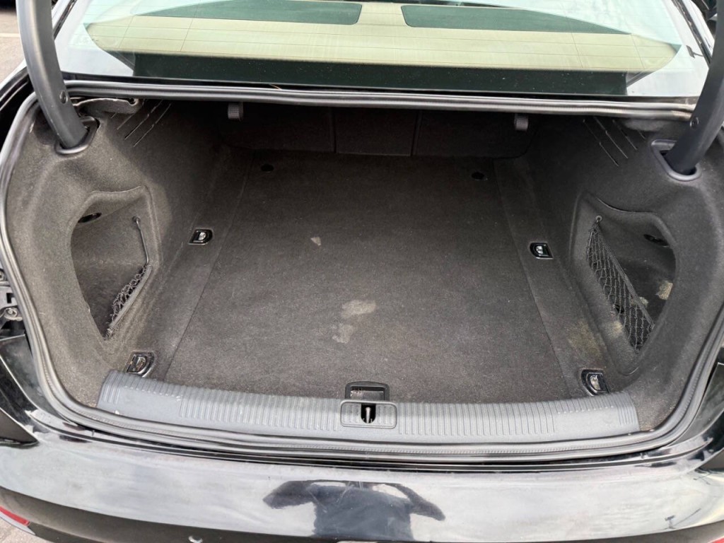 2017 Audi A4 Image 29