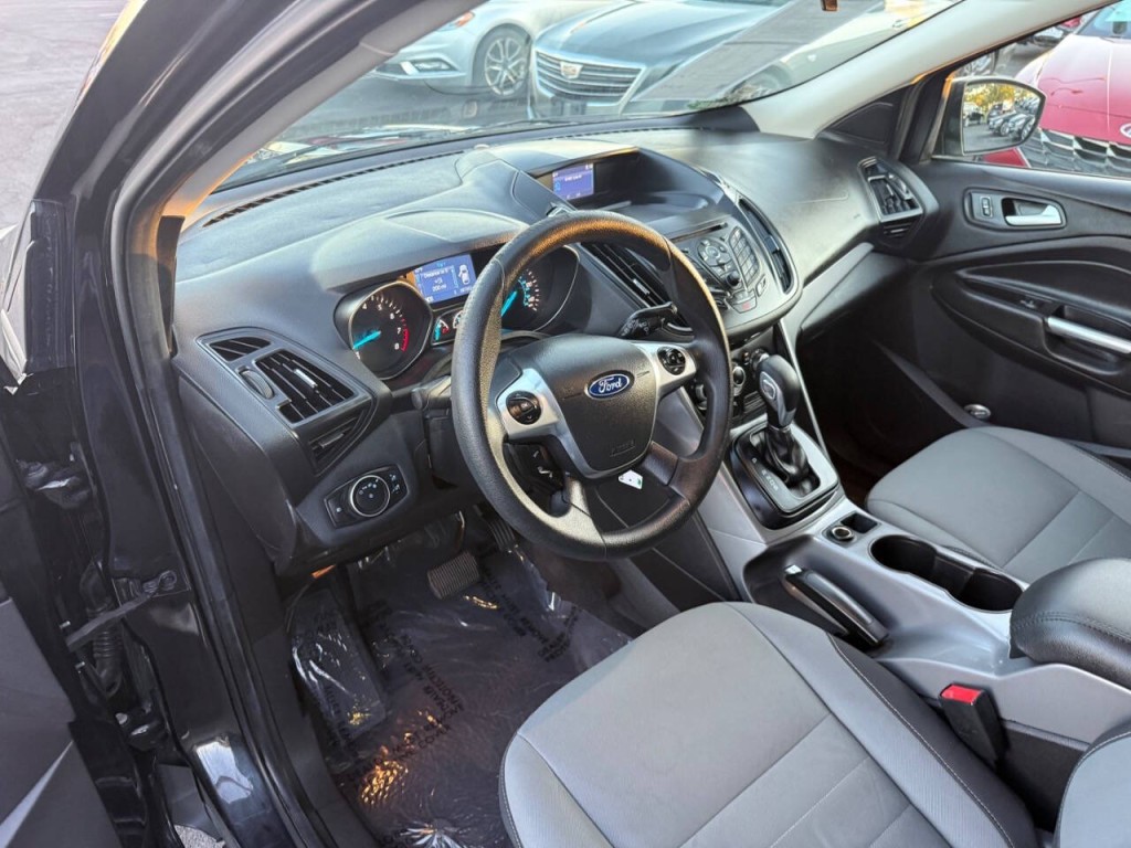 2015 Ford Escape Image 19
