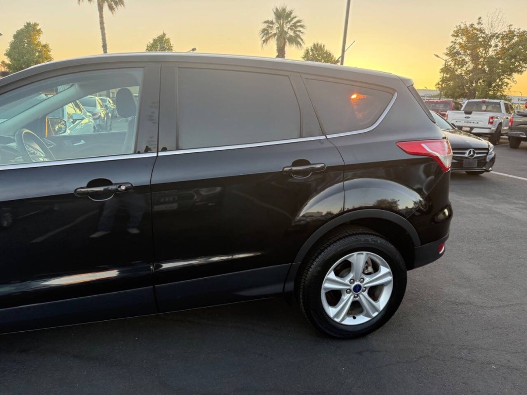 2015 Ford Escape Image 31