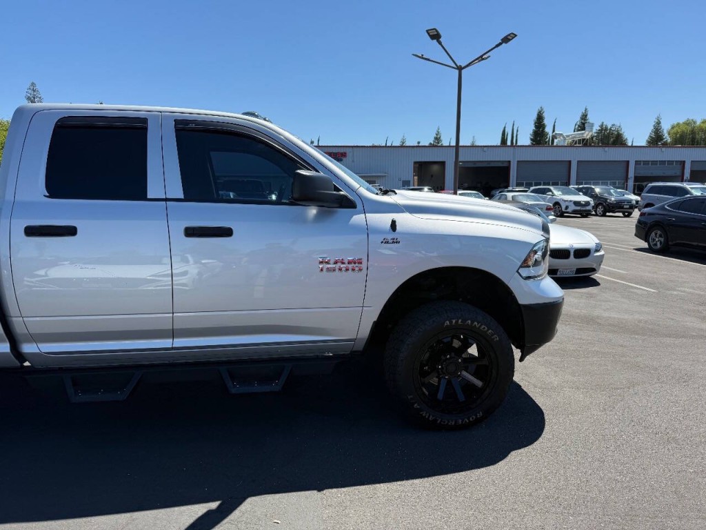 2018 RAM 1500 Image 25