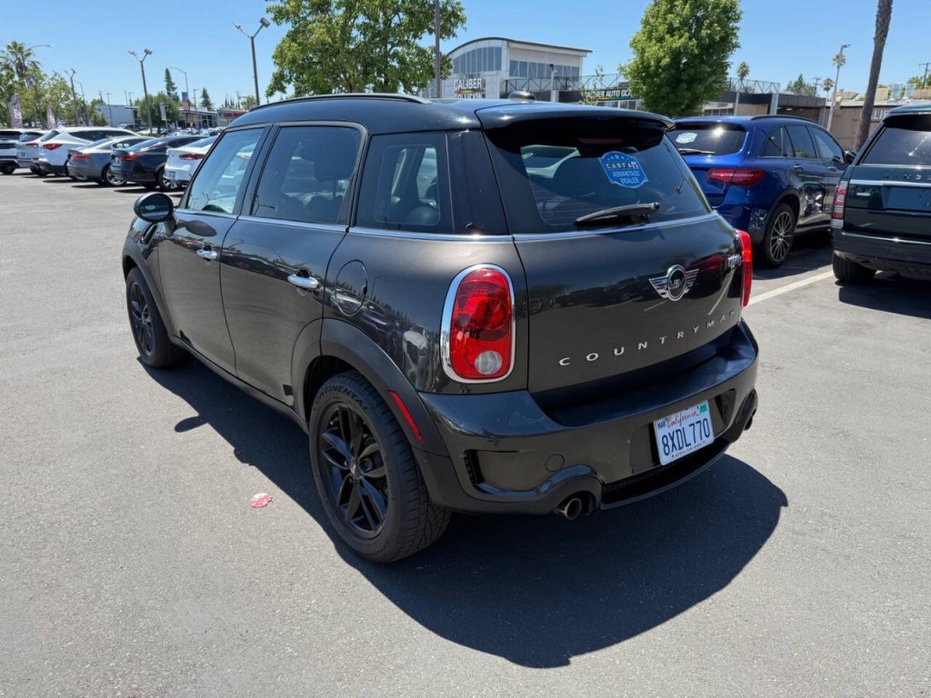 2015 MINI Countryman Image 7