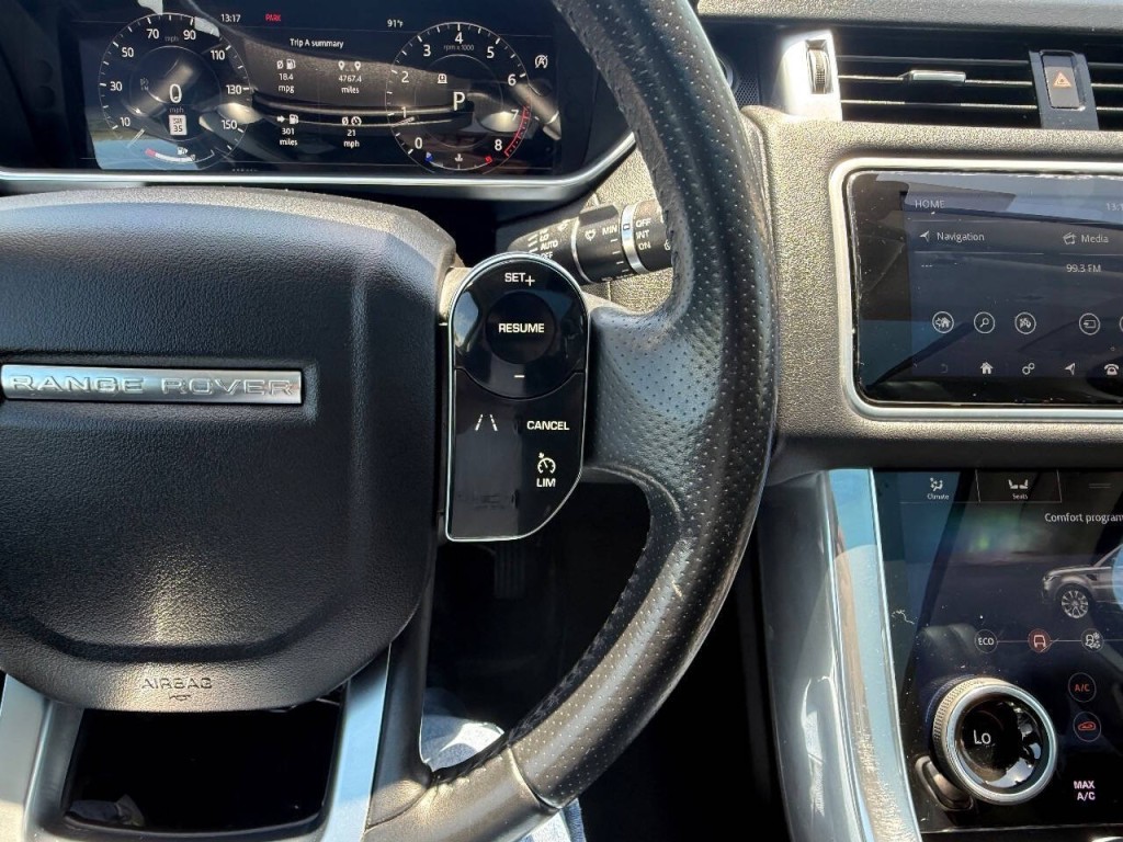 2020 Land Rover Range Rover Sport Image 11