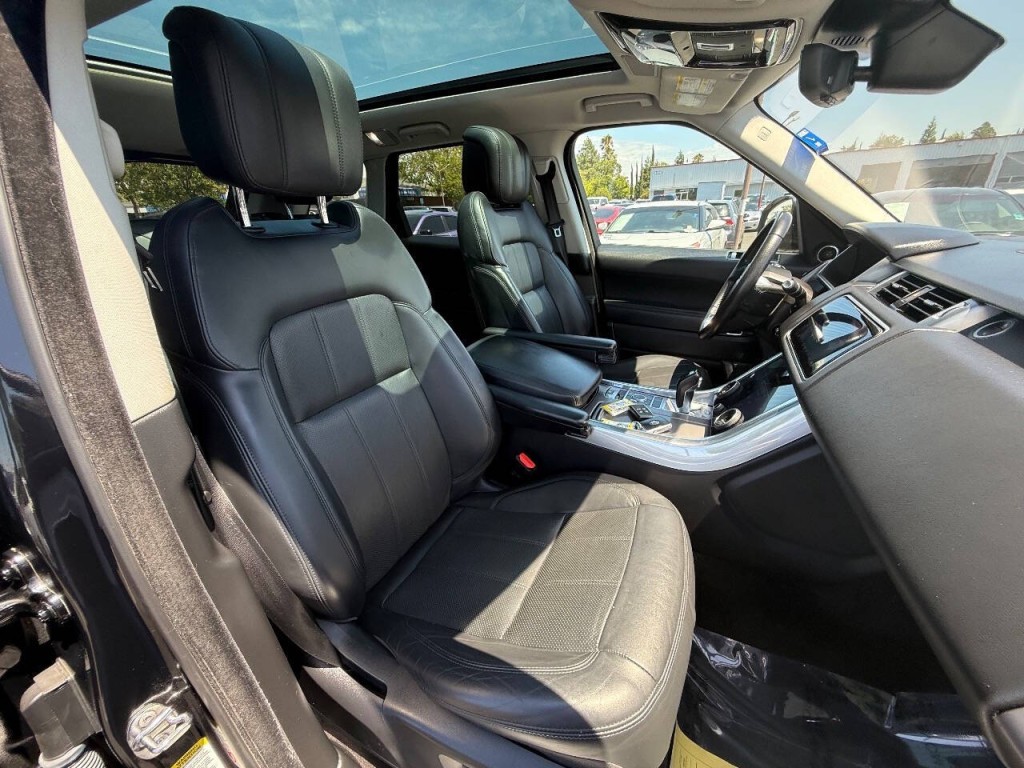2020 Land Rover Range Rover Sport Image 36
