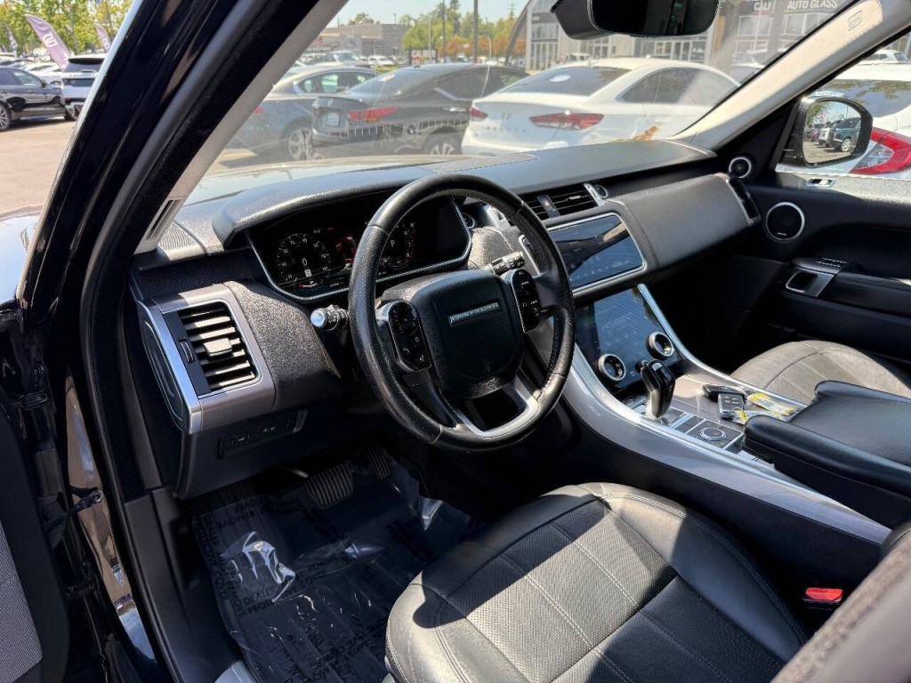 2020 Land Rover Range Rover Sport Image 9