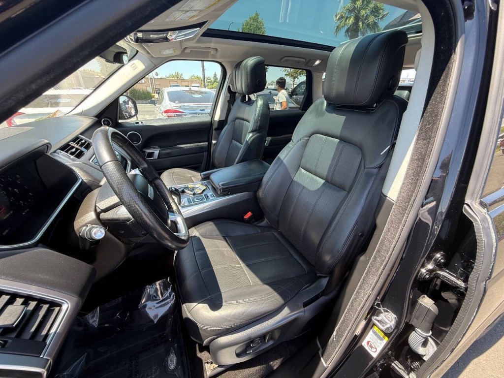 2020 Land Rover Range Rover Sport Image 22
