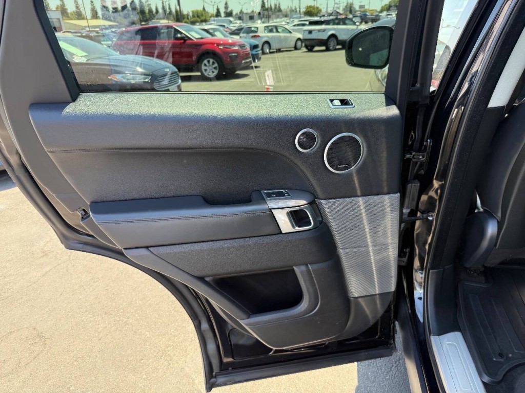 2020 Land Rover Range Rover Sport Image 23