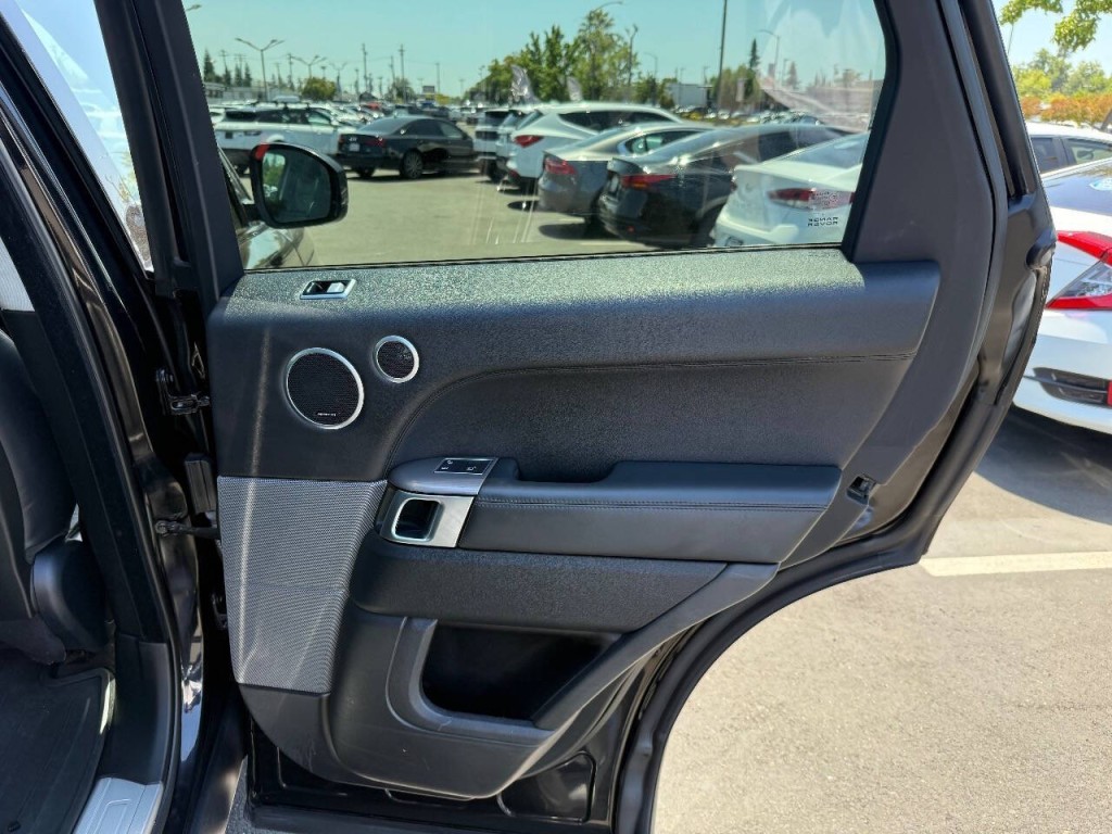 2020 Land Rover Range Rover Sport Image 32