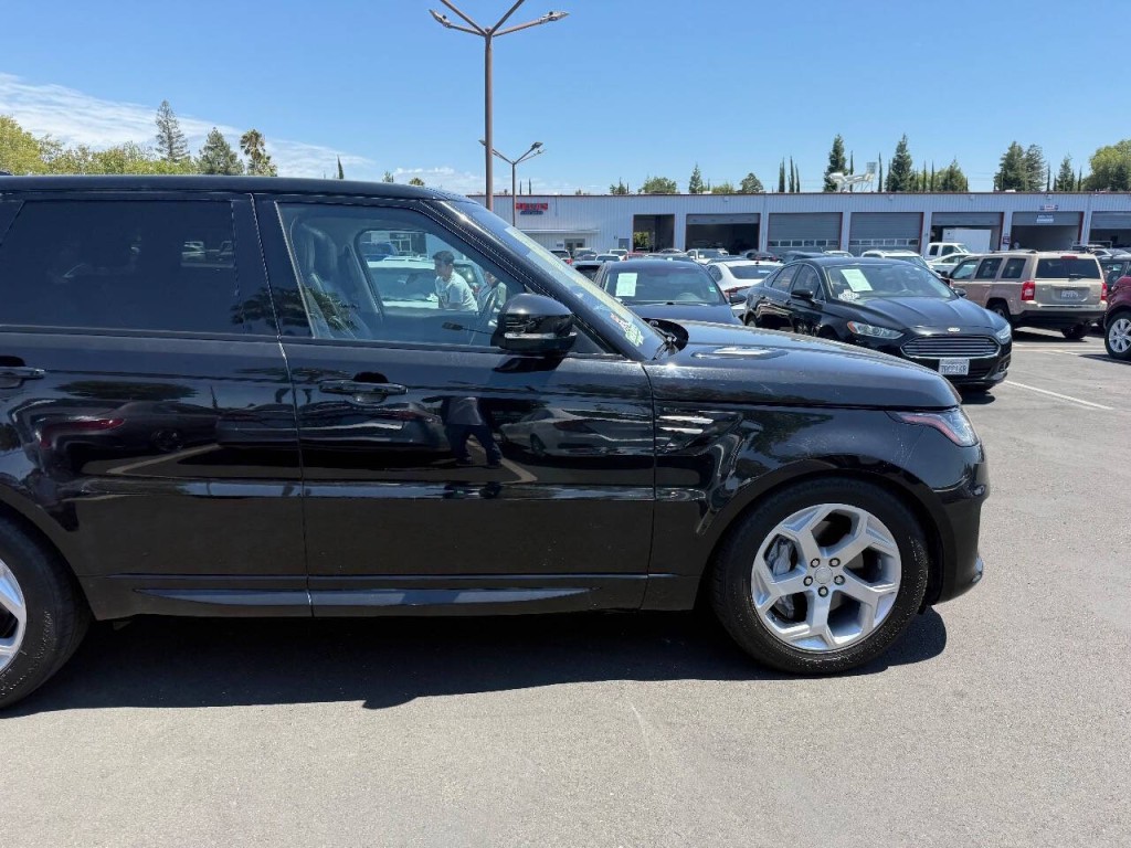 2020 Land Rover Range Rover Sport Image 37